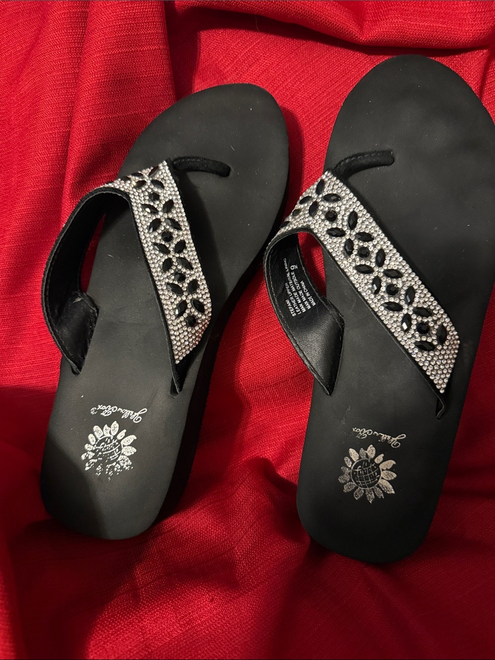 Yellow Box Black Crystal-Embellished Women's Toe-Post Sandals-size 9